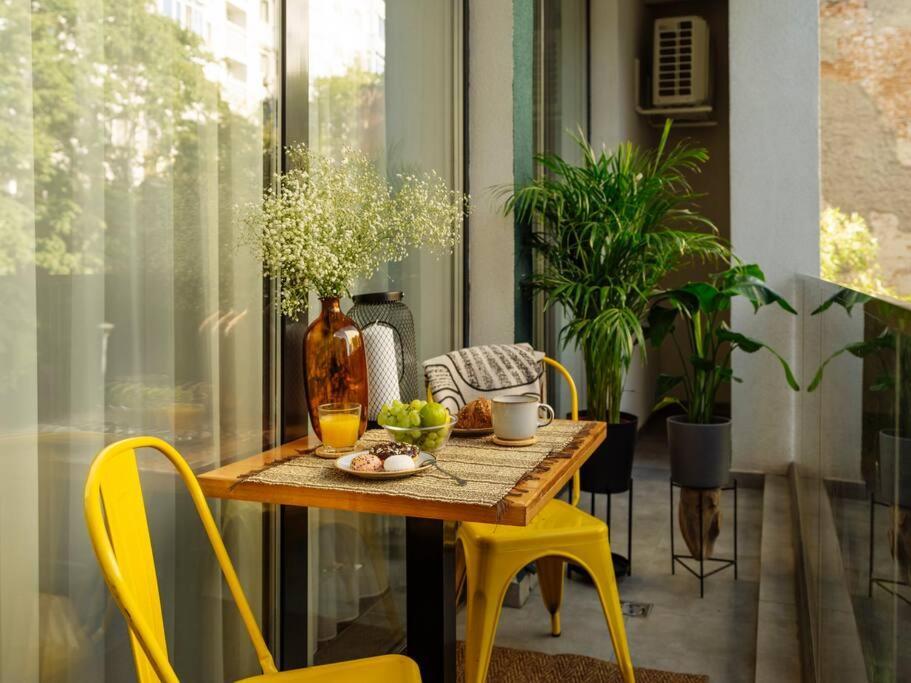 Central 5 Apartment - New Building & Parking Bucureşti Ngoại thất bức ảnh